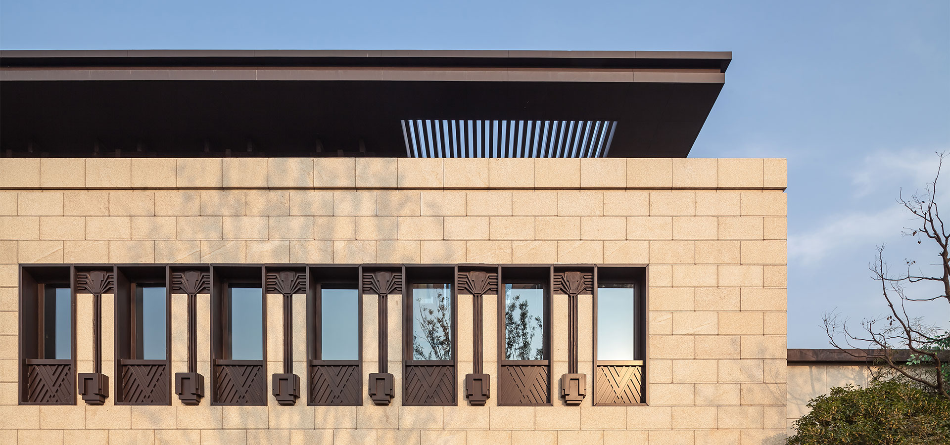 上海上坤旭辉墅